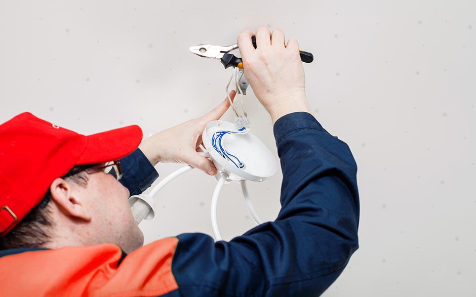 recherche travail électricien bâtiment Montataire